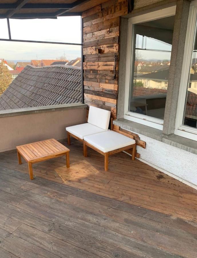 Mainpark Apartment 4 Schlafzimmer Bis Zu 10 Personen Direkt Ueber Aschaffapartment Bei Aschaffenburg Mainaschaff Eksteriør bilde