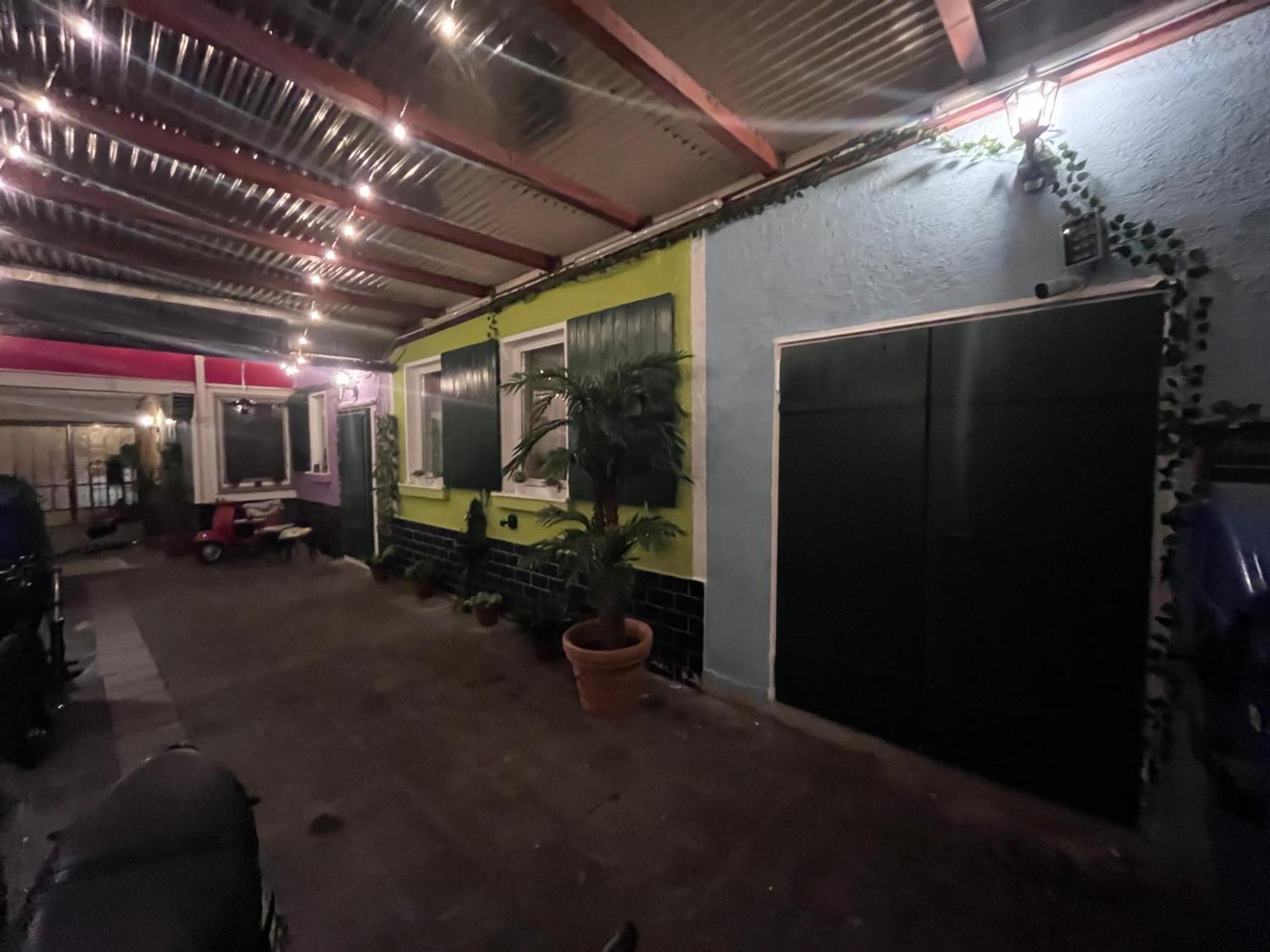 Mainpark Apartment 4 Schlafzimmer Bis Zu 10 Personen Direkt Ueber Aschaffapartment Bei Aschaffenburg Mainaschaff Eksteriør bilde