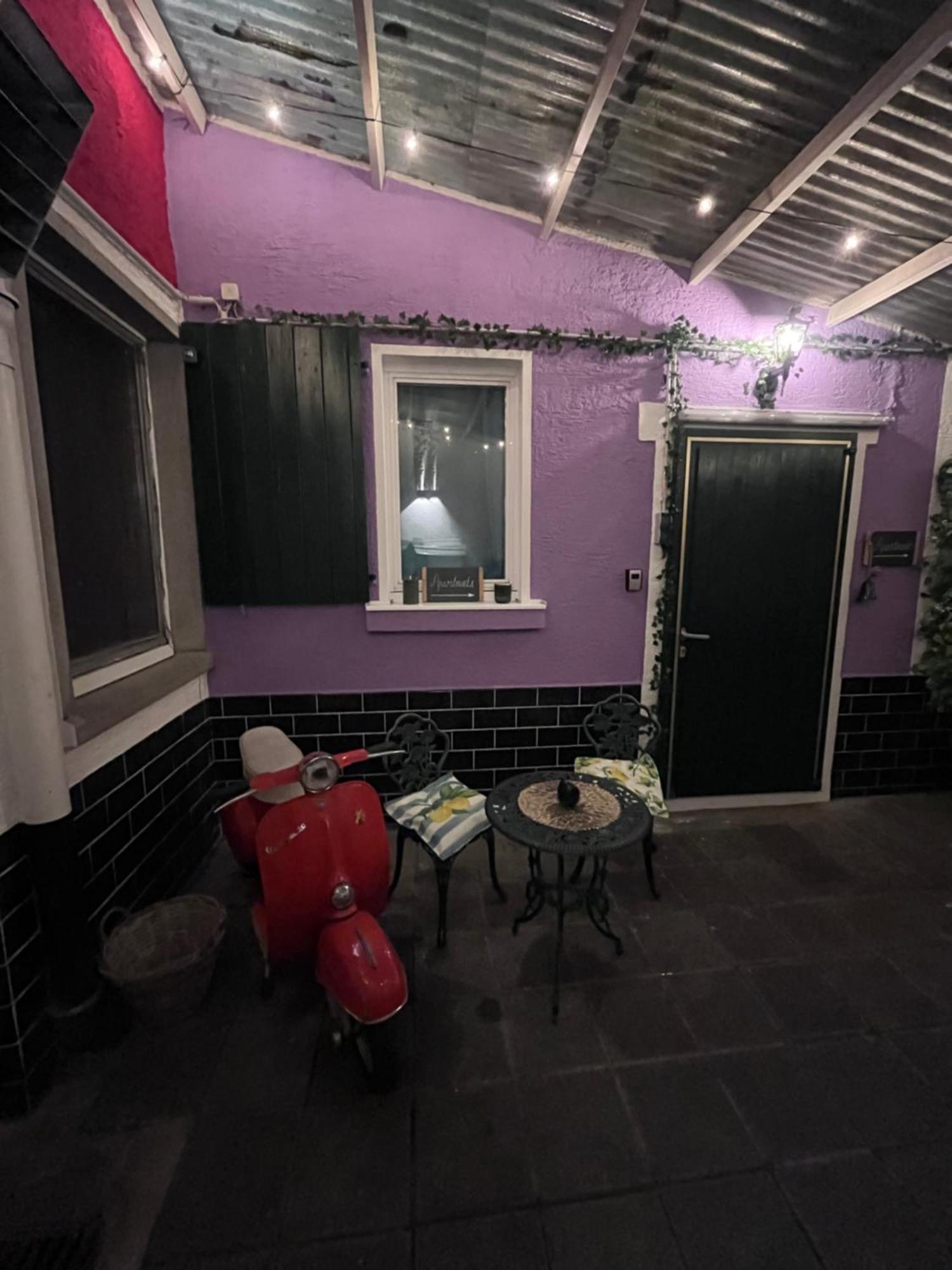 Mainpark Apartment 4 Schlafzimmer Bis Zu 10 Personen Direkt Ueber Aschaffapartment Bei Aschaffenburg Mainaschaff Eksteriør bilde
